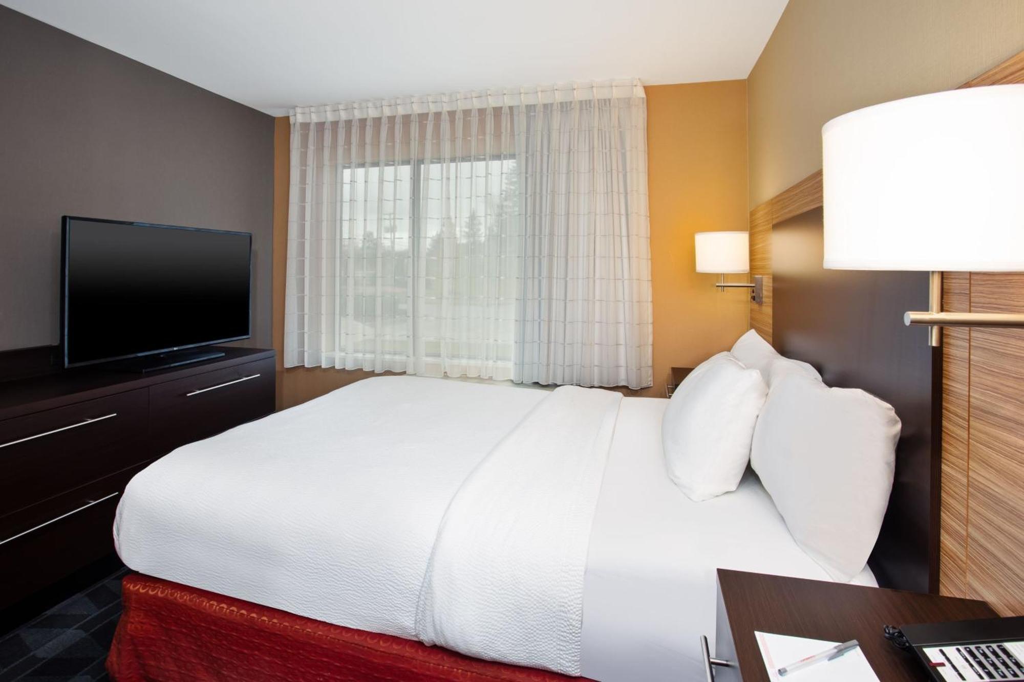 Towneplace Suites By Marriott Detroit Belleville Bagian luar foto