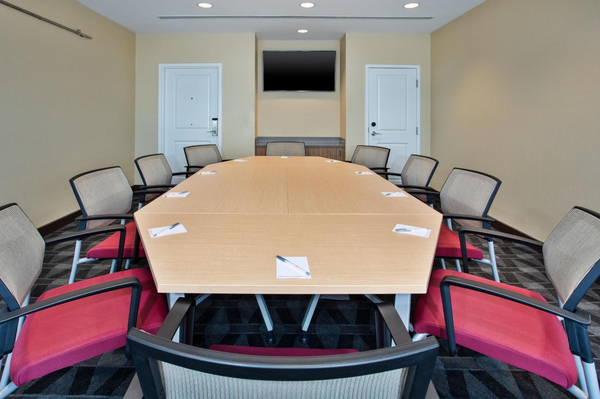 Towneplace Suites By Marriott Detroit Belleville Bagian luar foto
